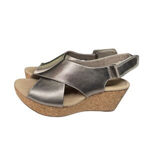 Clarks Women's Annadel Eirwyn Wide Width Wedge Heel cork gunmetal comfort 10